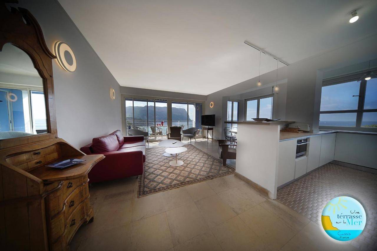 Appartement entier, Une Terrasse Sur La Mer 3 pers 2 chambres Vue Mer in Cassis, Parc national des Calanques