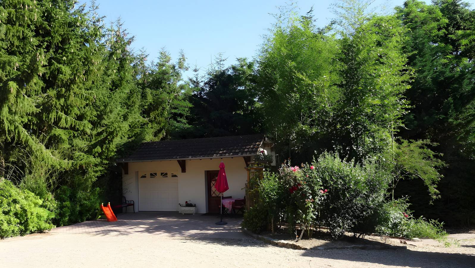 Casa Vacacional 'Gite Des Orchidées' con Terraza Privada, Jardín Compartido y Wi-Fi in Châteauvieux, Región de Romorantin-Lanthenay