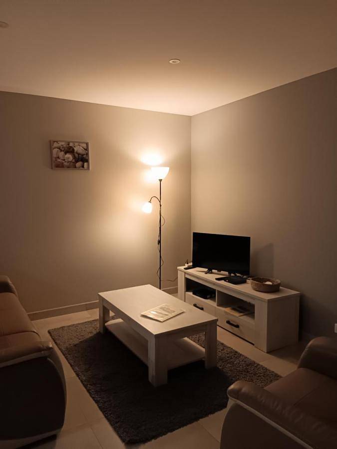 Location de vacances pour 6 personnes, avec vue et jardin à Mosnes - 3