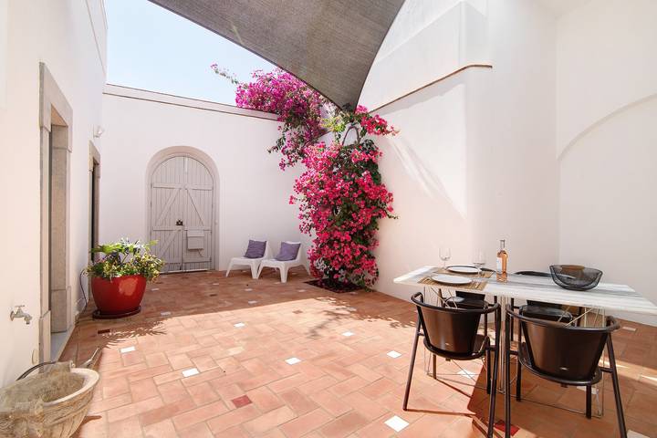 Villa for 5 people, with balcony in Portugal