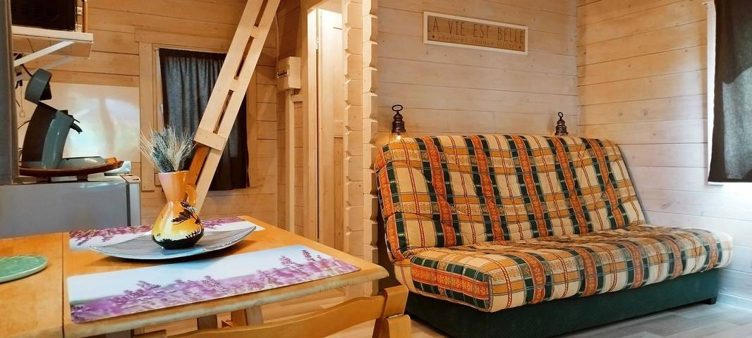 Ferienhaus für 4 Personen, mit Seeblick und Pool sowie Terrasse in Vaucluse - 3