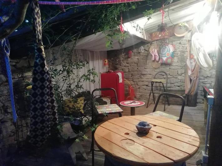 Location de vacances pour 3 personnes, avec jardin à Claret - 3
