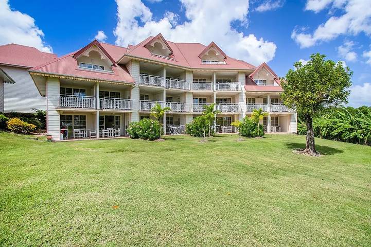 Gîte pour 3 personnes, avec vue et piscine à Rivière-Salée - 2