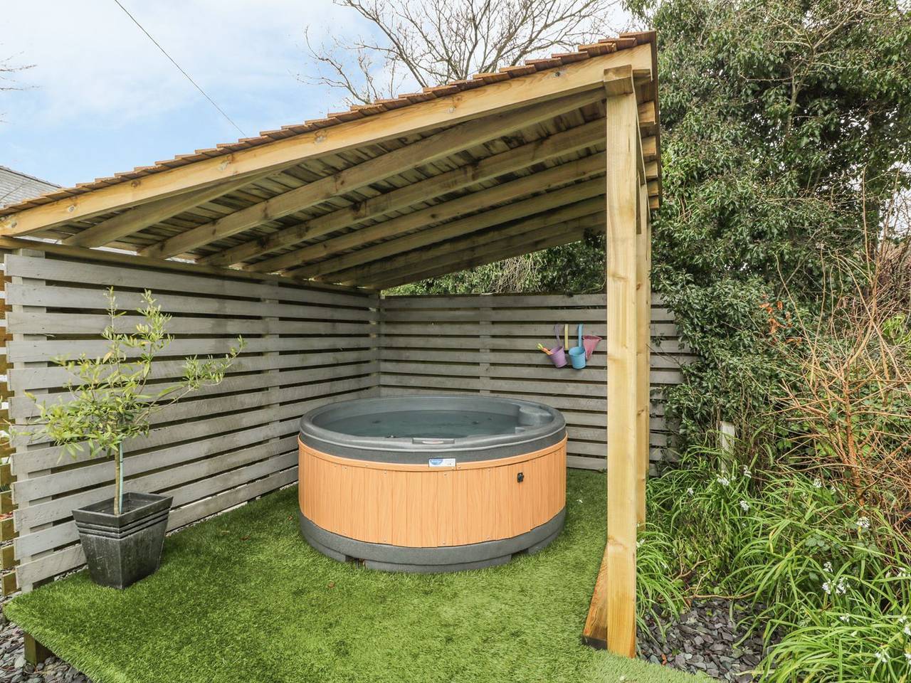 Orchard Lodge in Abersoch, Gwynedd