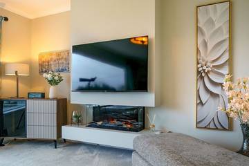 Glamping for 4 People in Belfast, County Down, Photo 3