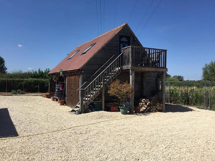 Holiday rental for 2 people, with Balcony and Terrace as well as Garden and Lake view in Oxfordshire