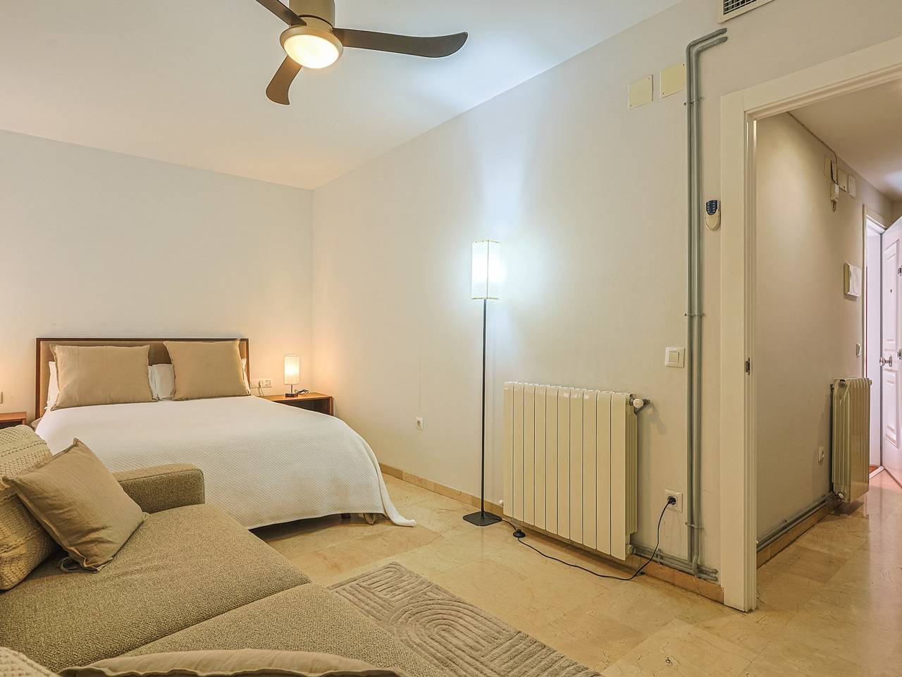 Entire apartment, Charming apartment in Seville with high-speed Wifi in Casco Antiguo, Sevilla