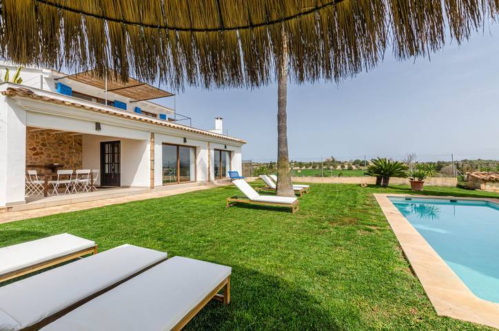Casa rural para 6 personas, con balcón además de piscina y jardín en María de la Salud - 2