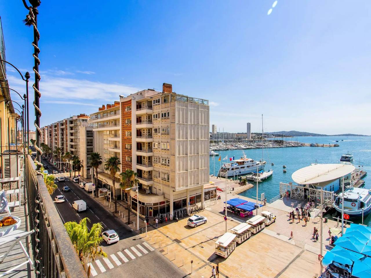 Apartamento entero, 3 estancias 5 Personas in Tolón, Region de Toulon