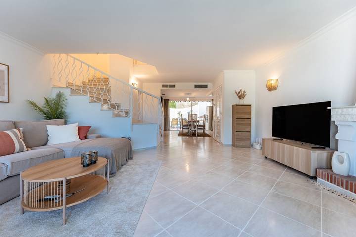 Holiday Home 'Miraflores Rancho' with Shared Pool and Wi-Fi in La Cala de Mijas, Mijas