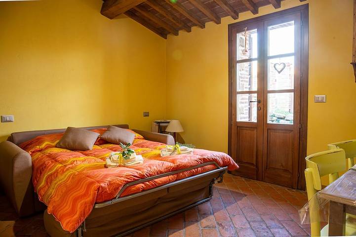 Agriturismo la roggiola in Monticiano, Siena e dintorni