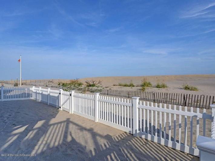 Vacation rental for 8 people, with terrace in Toms River