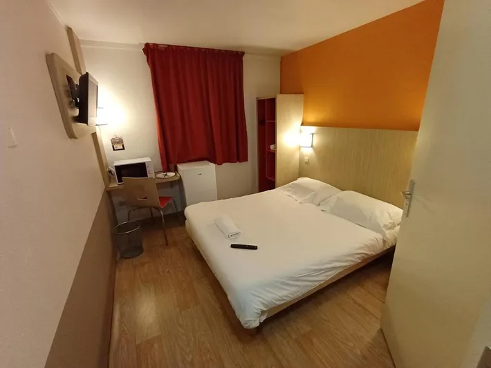 Hotel para 2 personas, con terraza, Se admiten mascotas - 1