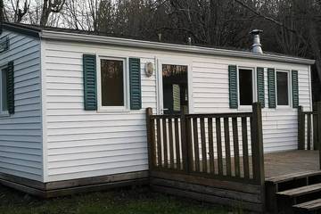 Mobil home pour 5 personnes, avec jardin et piscine à Prayssas