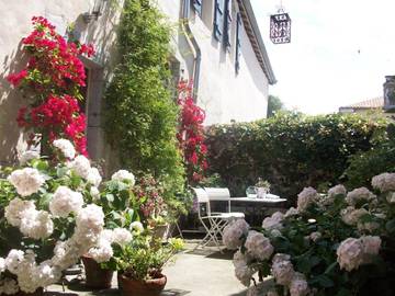 Chambre d’hôte pour 5 personnes, avec terrasse et jardin à Sorde-l'Abbaye