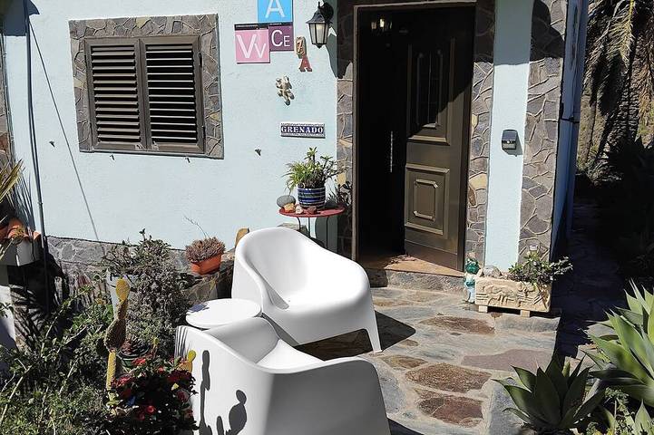 Maison de vacances pour 3 personnes, avec jardin ainsi que terrasse et jacuzzi - 1
