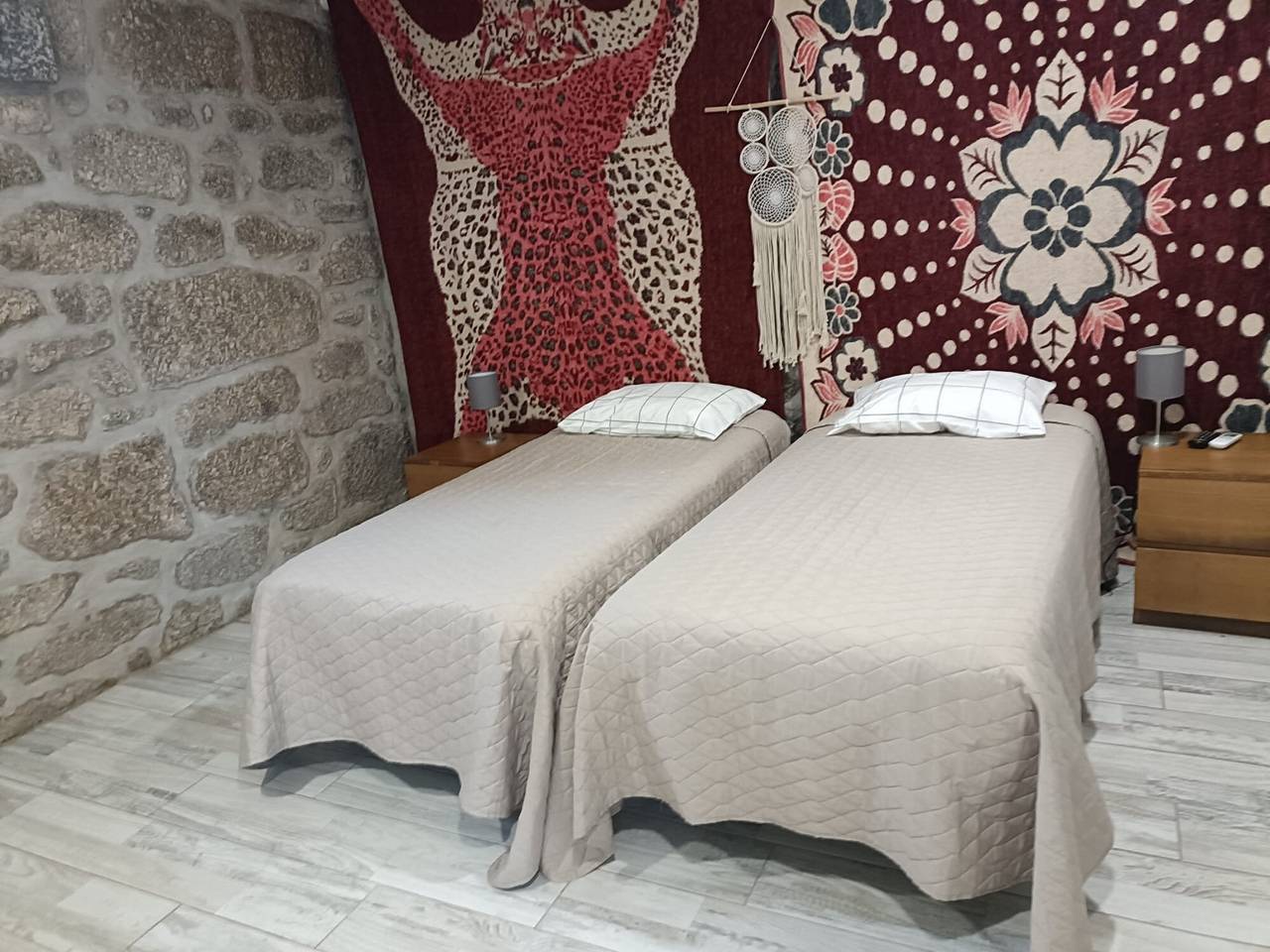 Camera 'Camera 1 - Quinta Do Avô' con Wi-Fi e aria condizionata in Terras de Bouro, Distretto de Braga