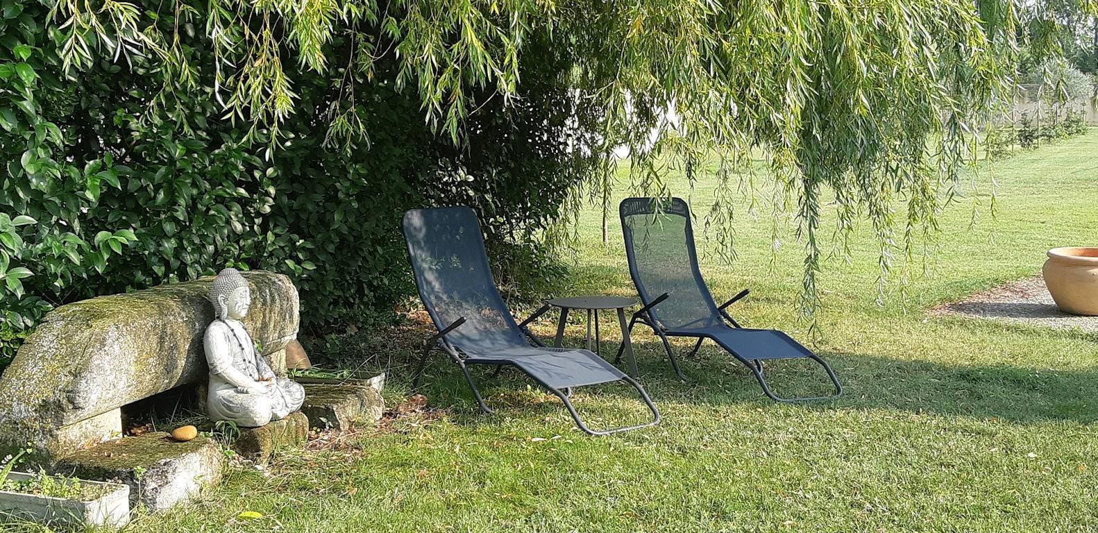 Gîte Mas des Roumaises avec piscine in Le Thor, Vaucluse