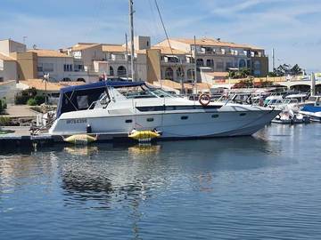 Bateau pour 4 personnes, avec terrasse et vue dans l' Hérault