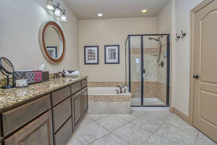 Vacation rental for 8 people, with balcony in Plano