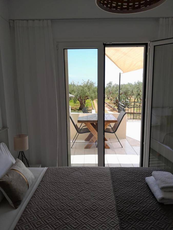 Maison d’hôte pour 2 personnes, avec piscine ainsi que jardin et vue à Messine - 4