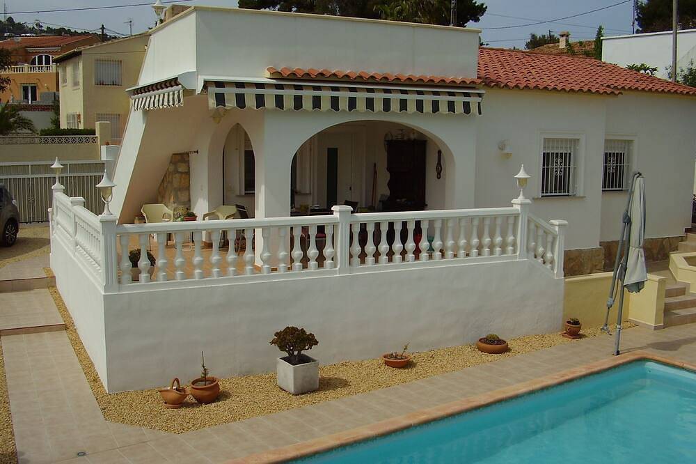 Komfortabler Bungalow in mediterranem Flair / Kostenloses Wlan in La Fustera, Benissa