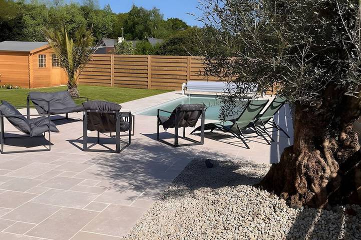 Location de vacances pour 2 personnes, avec piscine et jardin à Lanvollon - 3