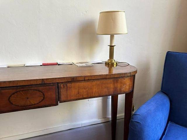 Double Room with Private Bathroom in Semur-en-Auxois, Région de Montbard
