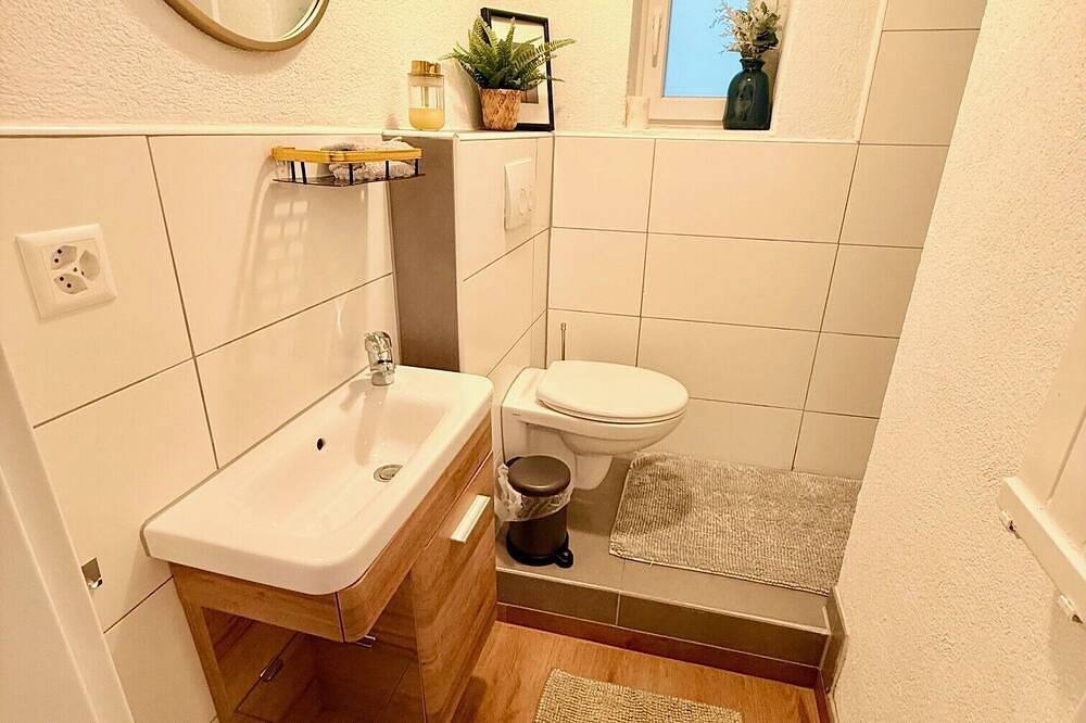 Ganze Wohnung, Ferienwohnung direkt am Bodensee / Untersee nahe Konstanz in Berlingen, Untersee