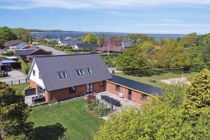 Villa für 14 Personen, mit Terrasse und Garten, mit Haustier