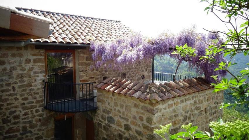 Hôtel pour 10 personnes, avec jardin à Gluiras - 2