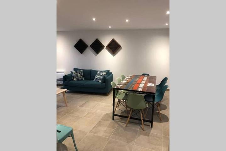 Location de vacances pour 9 personnes, avec terrasse, animaux acceptés à Bernières-sur-Mer - 2