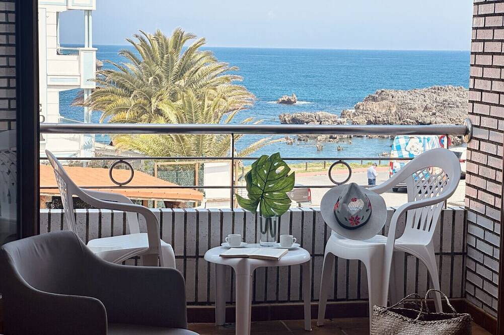 Entire apartment, Dúplex en la Playa de Ris - Pineda 6603 in Noja, Cantabrian Coast