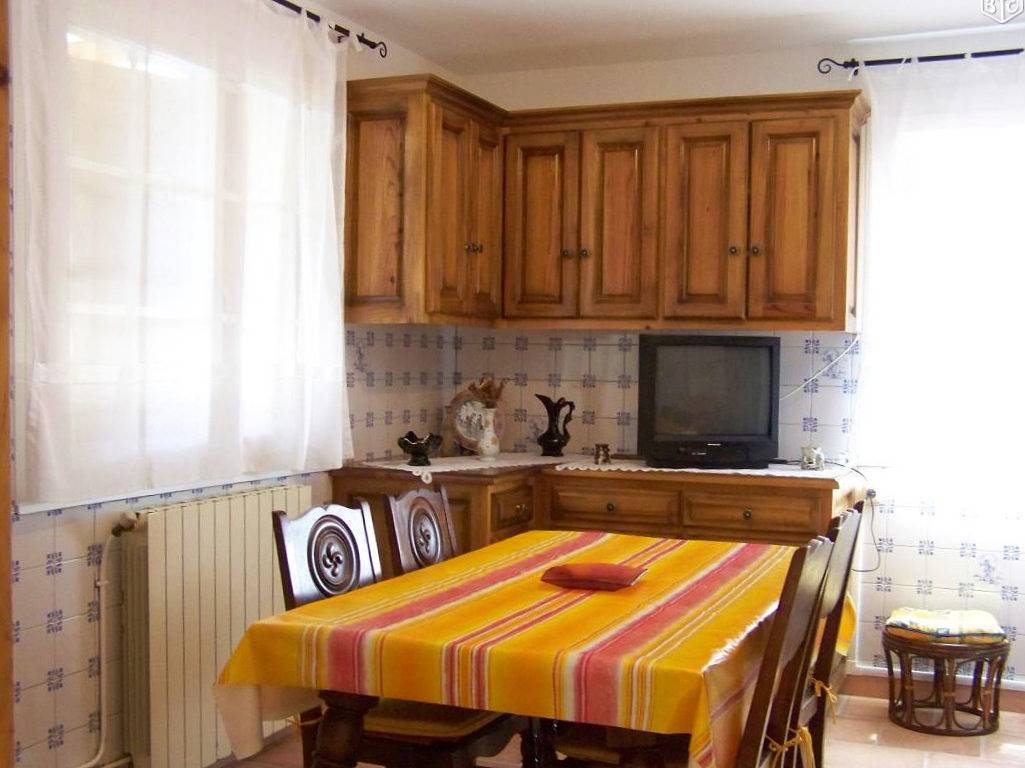 Appartement entier, Appartement de vacances pour 6 personnes avec jardin in Saint-Pée-sur-Nivelle, Région de Bayonne