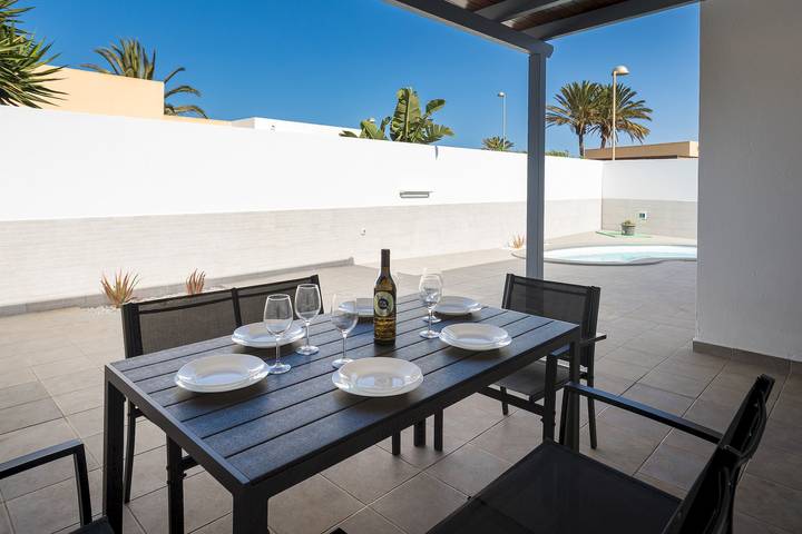 Casa rural para 6 personas, con terraza y piscina en La Oliva - 2