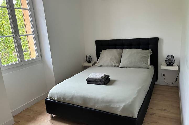 Entire apartment, Havre de Paix au Sein D'un T3 D'une Bastide Aixoise in Aix-en-Provence, Mediterranean Coast (France)