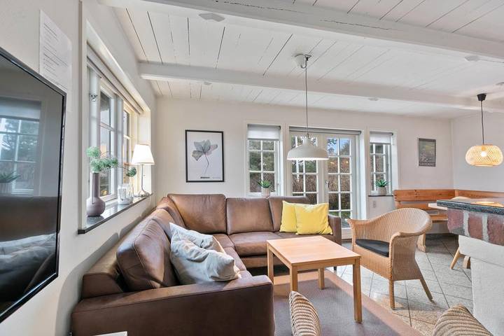Ferienhaus für 6 Personen, mit Balkon/Terrasse und Whirlpool sowie Terrasse und Sauna in Søndervig - 4