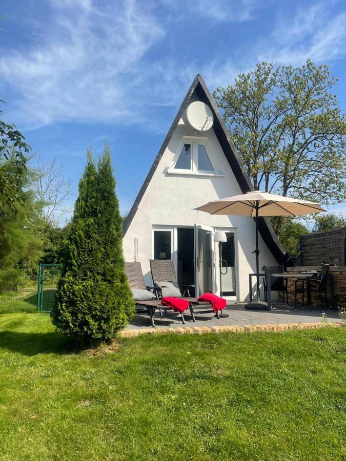 Ferienhaus für 2 Personen, mit Terrasse und Garten
