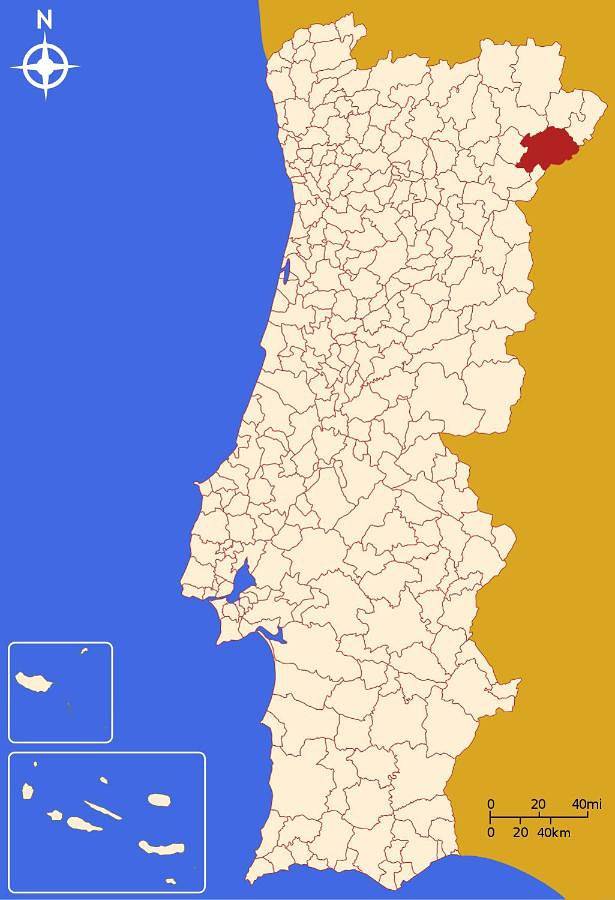 Location de vacances pour 7 personnes, avec vue ainsi que jardin et bassin pour enfant, adapté aux familles dans Mogadouro - 3