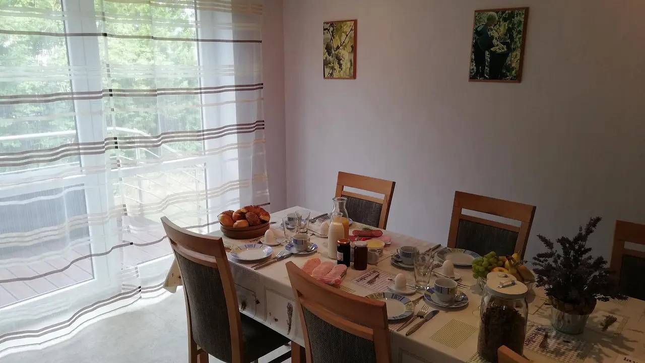 Ganze Ferienwohnung, Ferienwohnung für 4 Personen (80 m²) in Kröv in Kröv, Bernkastel-Kues & Umgebung