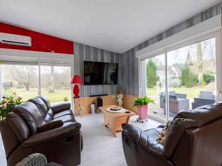 Maison de vacances pour 7 personnes, avec jacuzzi et piscine ainsi que jardin et terrasse