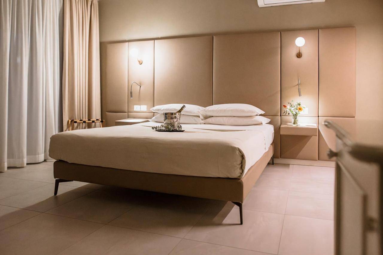 Le Greghe Suites in Lazise, Gardasee-Berge