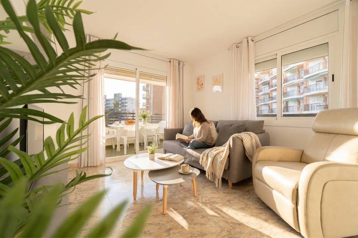 Apartamento entero, Bahia I in La Pineda, Platja de la Pineda