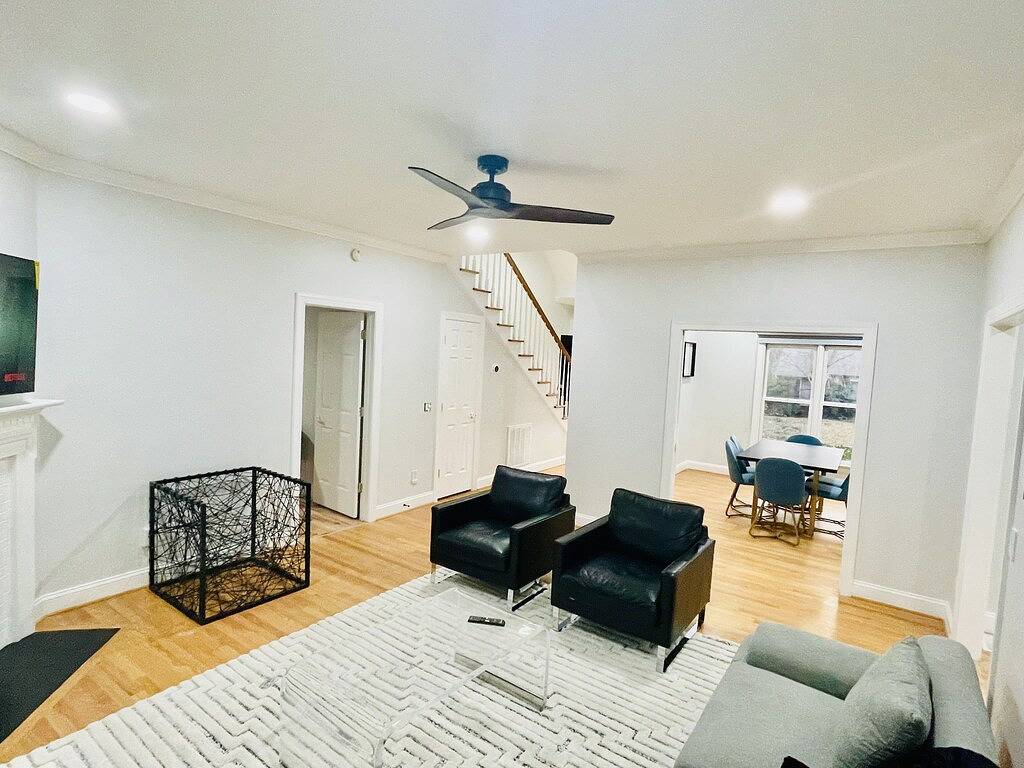 Lake Jeanette Luxury Escape - 4Br + Office + Ev in Greensboro, Guilford County