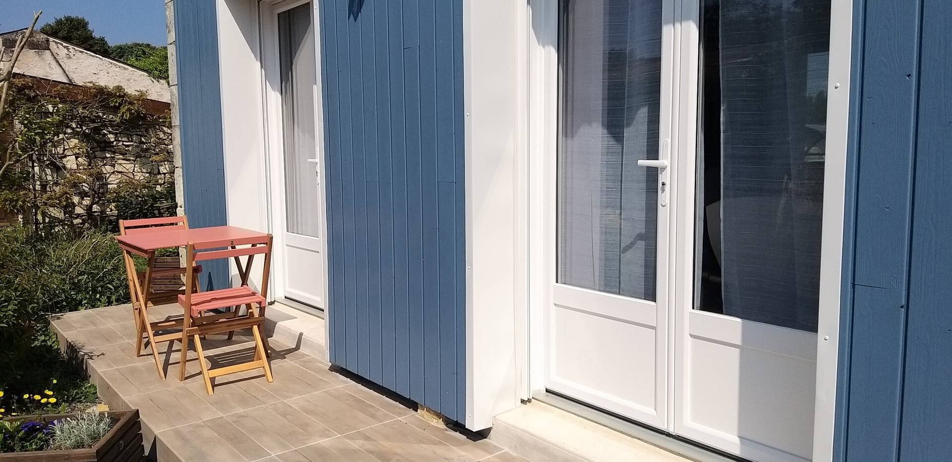 Gîte la casa de la hada/gîte familiar/jardín y piscina compartida in Saint-Genest-d'Ambière, Vienne