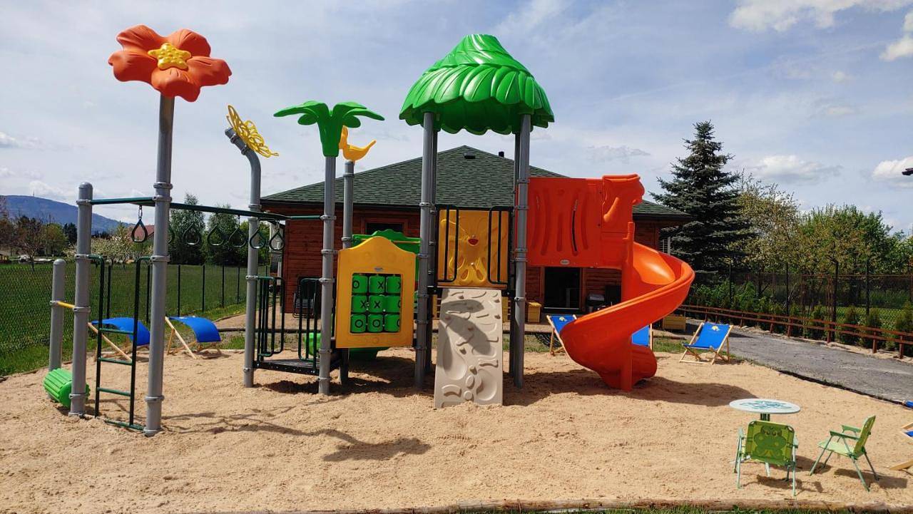 Ośrodek Wypoczynkowy Igor nad Jeziorem Żywieckim in Żywiec, Karpaty (Polska)