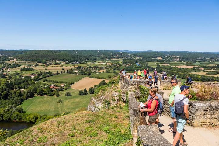 Location de vacances pour 4 personnes, avec terrasse et piscine à Lanzac - 3