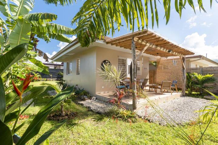 Maison de vacances pour 2 personnes, avec jardin et terrasse, animaux acceptés