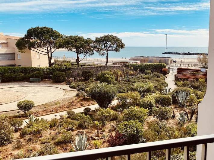 Appartement de vacances pour 5 personnes, avec vue et jardin