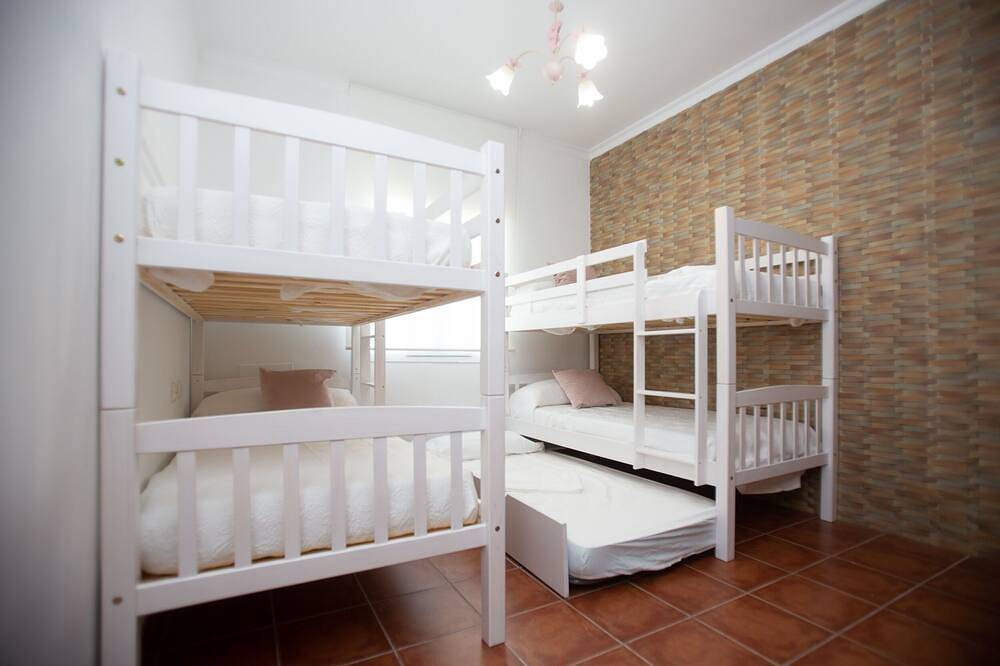 Tourist Villa “Las Raíces” Near The Center And The Beaches Of La Jara. in Sanlúcar de Barrameda, Costa de la Luz
